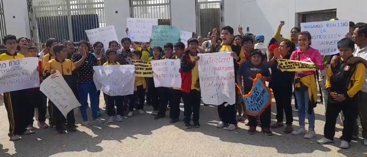 Colegio Carlos Augusto Salaverry