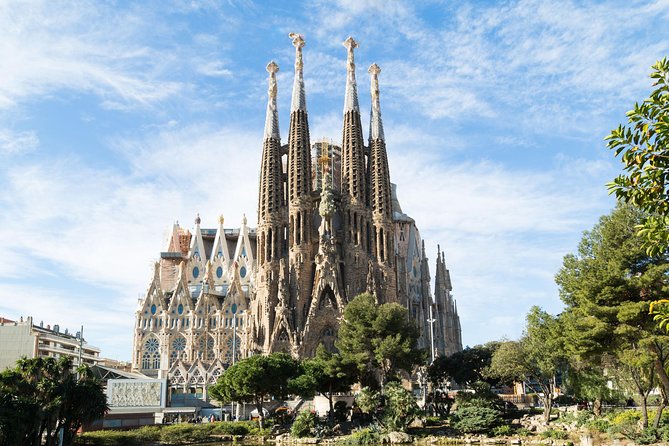 I. E. La Sagrada Familia
